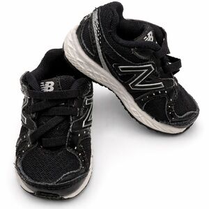 New Balance Black and White Sneakers with Mesh Design Size 3 infant/toddler